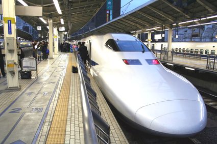 Aluminiumgewicht-Rechner: Shinkansen-Zug.